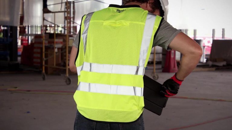 5 Best Reflective Vests in 2025